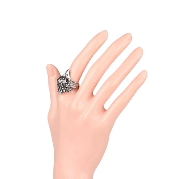 Antiqued Ancient Silver Round Red Crystal Eye Falcon Head Ring Size 10 - Picture 4 of 6